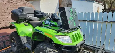 2016 Artic cat 1000xt for sale by owner. Bought it new, was hoping to have time to go out and enjoy...