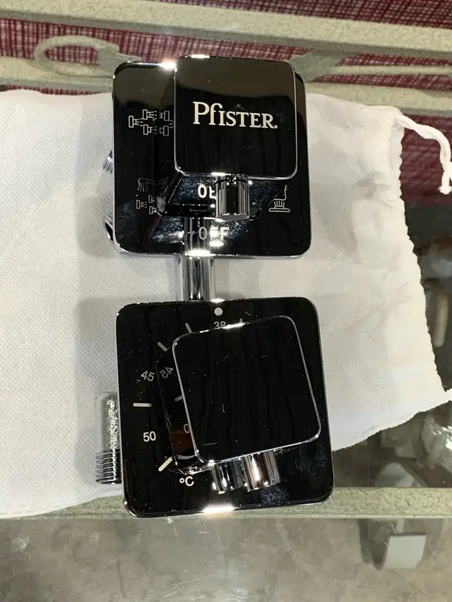 Pfister Shower Valves in Plumbing, Sinks, Toilets & Showers in Calgary - Image 6
