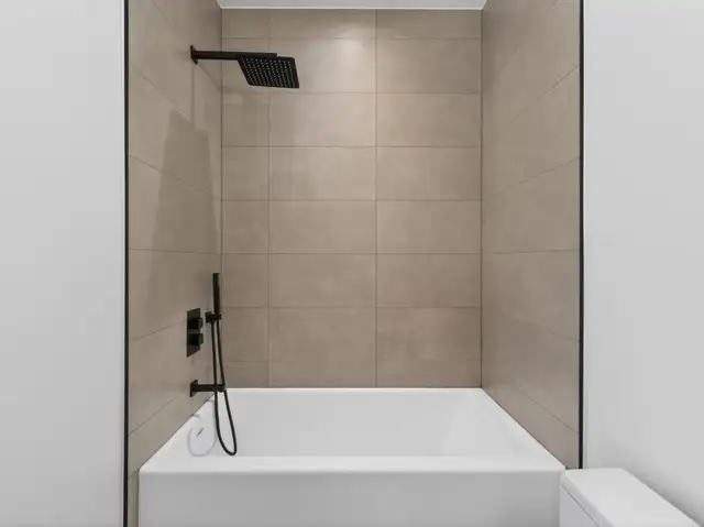 2 Bed, 2 Bath Apartment - 28 Norcross Road, Unit 3 in Long Term Rentals in City of Toronto - Image 16