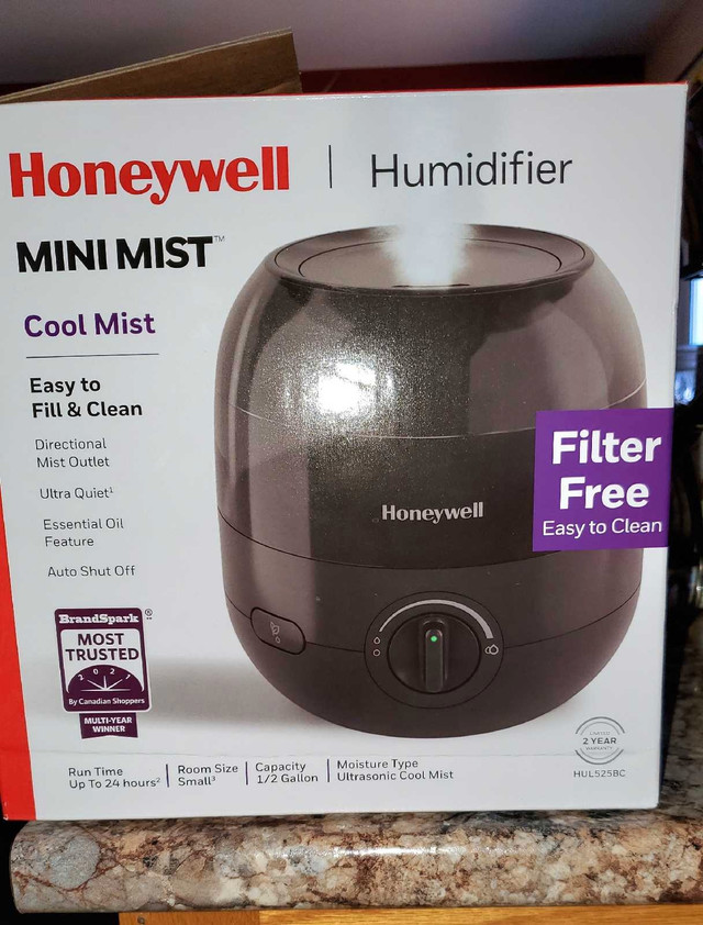 Honeywell Mini Mist Humidifier LIKE NEW in Heaters, Humidifiers & Dehumidifiers in Annapolis Valley