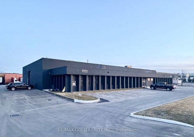Industrial Listed For Sale @ Derry And Tomken in Commercial & Office Space for Sale in Mississauga / Peel Region