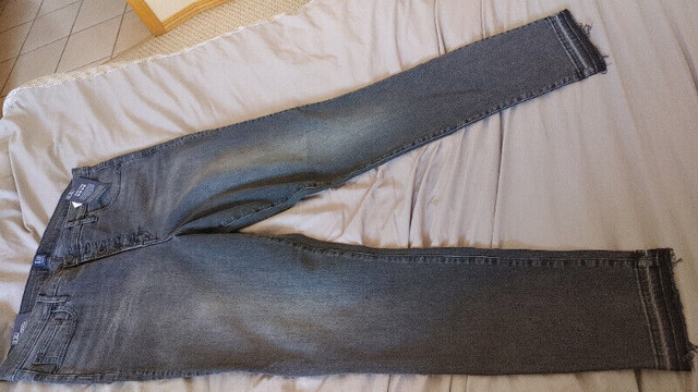 Brand New Ladies Black faded Gap Ankle Jeans Size 16 in Women's - Bottoms in Edmonton