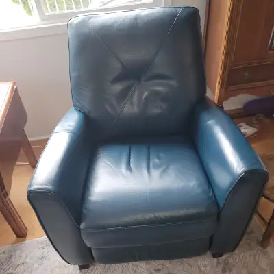 Leather set, recliner, loveseat, pillow, View more