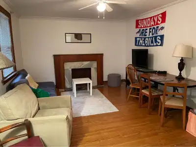 Hi, I am looking for 5 roommates for next year (May 2026 to April 2027). This is a 6 Bedrooms 2 Bath...