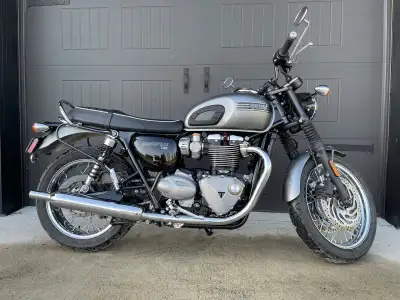 1200 cc. Very clean. 4,460 km. $11,500 obo
