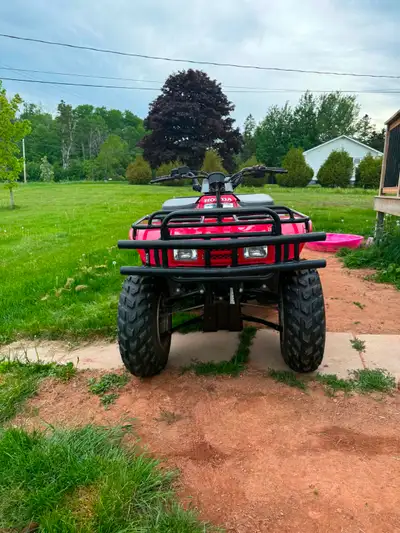 1993 Honda 300 - two wheel drive, mint condition , only 2759 km. Gas tank was replaced but rest is a...
