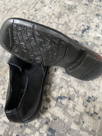 Kids loafers - 2 pairs: sizes 2 and 3.5