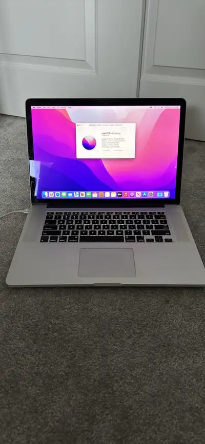 Apple Macbook Pro, View more