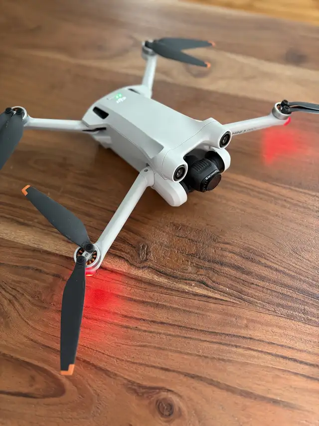 DJI Mini 3 Pro + DJI RC64667460766849121