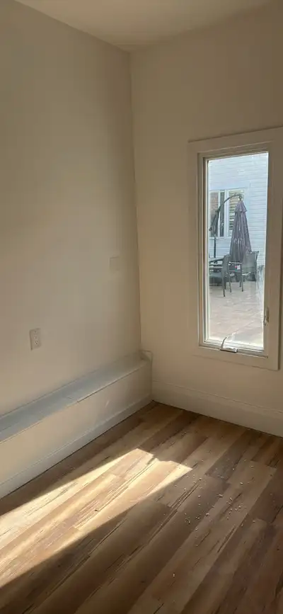 Student Rental Near Durham College – International Students Welcome Private garage conversion rental...