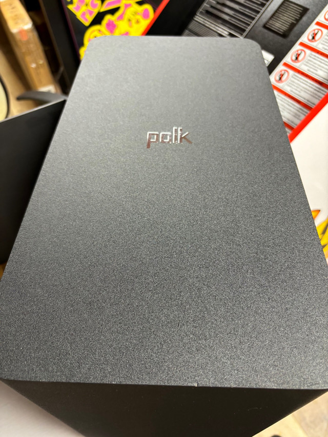 Polk Audio React Sub Wireless Subwoofer for React Sound Bar in Speakers in Cambridge - Image 2