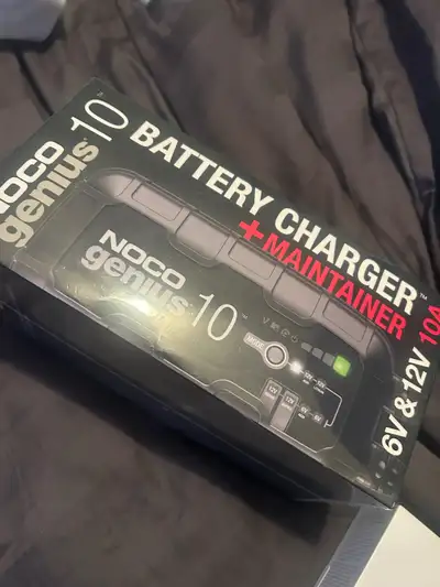 Noco genius 10 battery charger for 6v , 10a and 12v