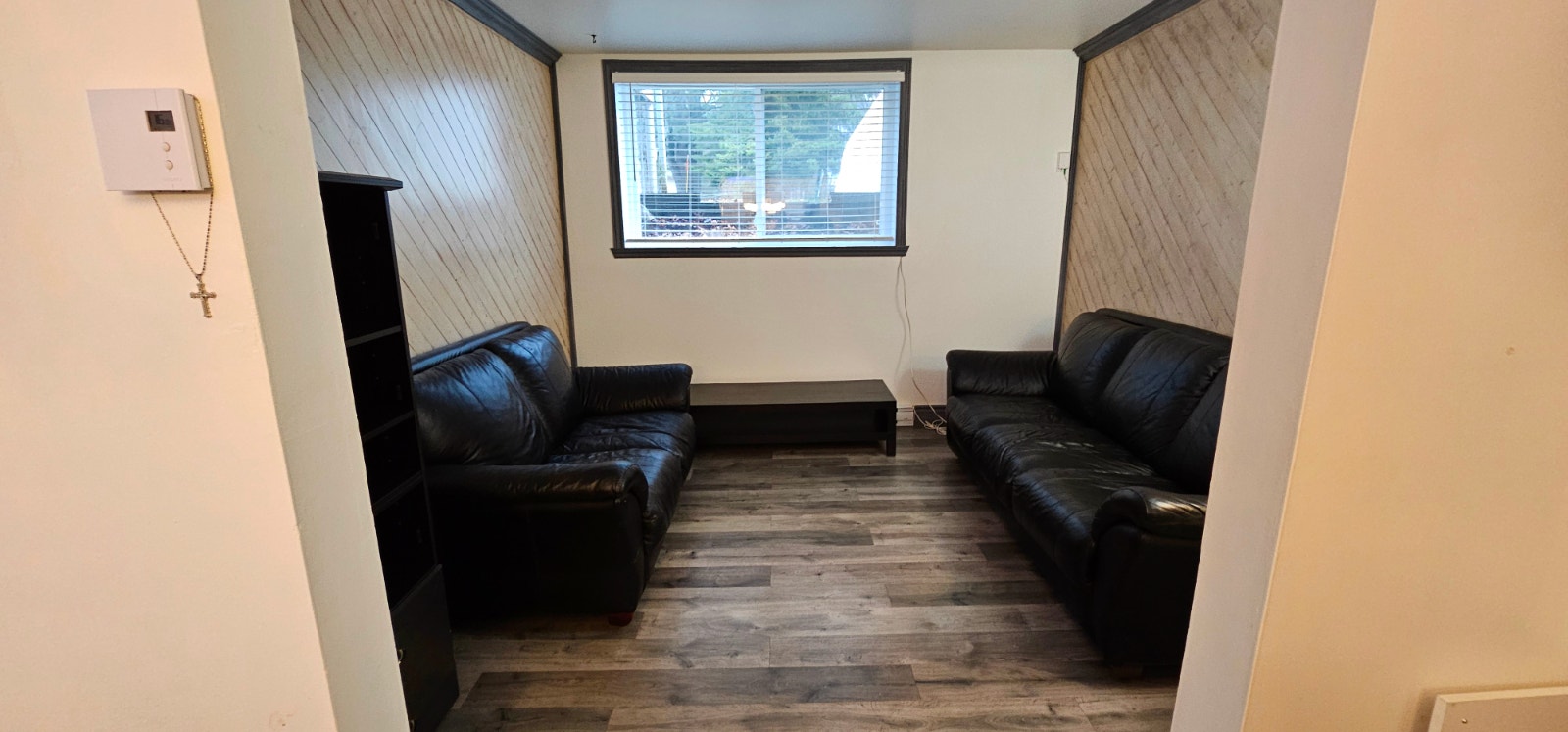 4 ½ entièrement rénové, semi meublé – Secteur paisible — photo 3