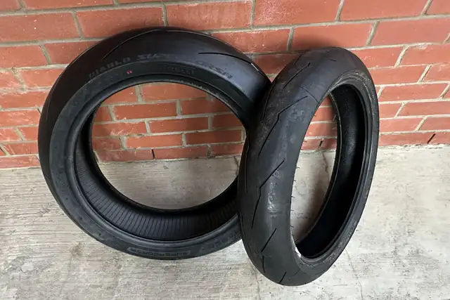 Pirelli Motorcycle Tires in Motorcycle Parts & Accessories in Edmonton - Image 2