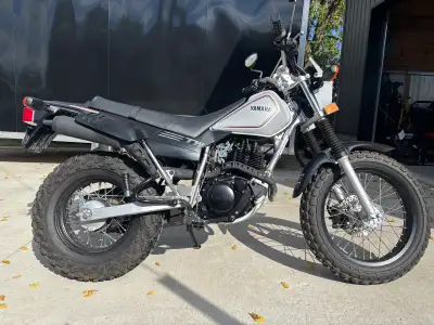 2024 Yamaha TW 200 Excellent shape. No dents, scratches etc Previous owner put new tires on it befor...