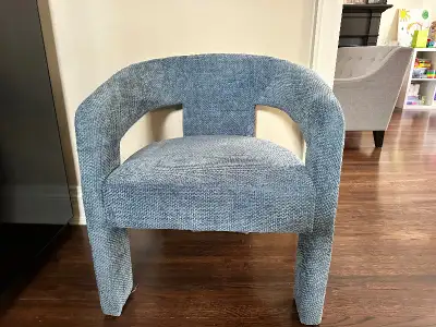 Accent Lounge Chair - new, View more