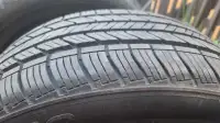 All season Tire 225 /55 R17 good condition 