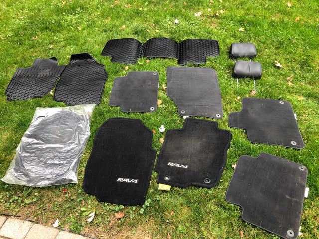 RAV4 Toyota floor mats, liners and headrests in Cars & Trucks in Kitchener / Waterloo