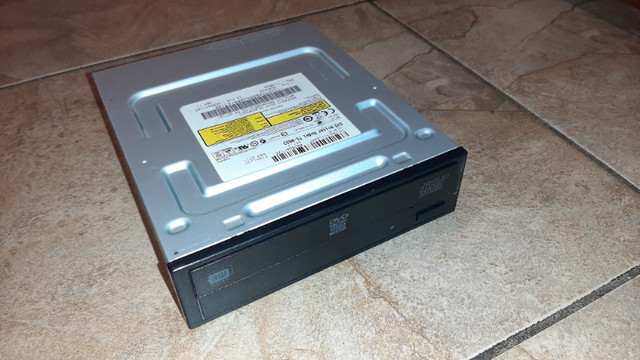 Used and Brand new internal DVD+RW drive in System Components in Gatineau - Image 2