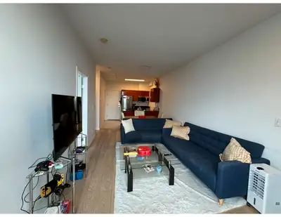 1239 West Georgia