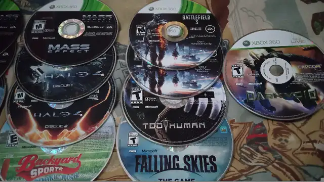 x9 Jeux video Xbox 360 Video Games Halo Mass Effect Battlefield in Other in City of Montréal - Image 3