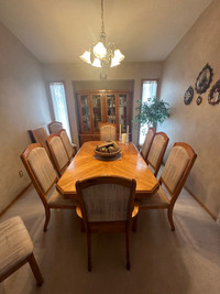 Oak Dining Room Set 