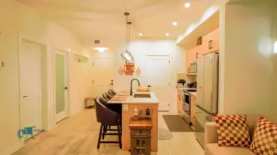 Seton West 2 bed 2 bath corner condo for rent