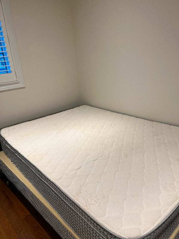 Double Mattress, Box Spring + Bed Frame in Beds & Mattresses in Markham / York Region