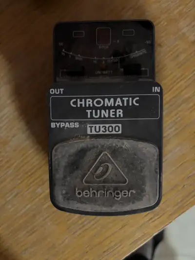 Behringer TU300 Chromatic Tuner Pedal, View more