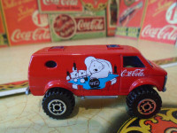 Petit camion chevy van 4x4 rouge coca-cola