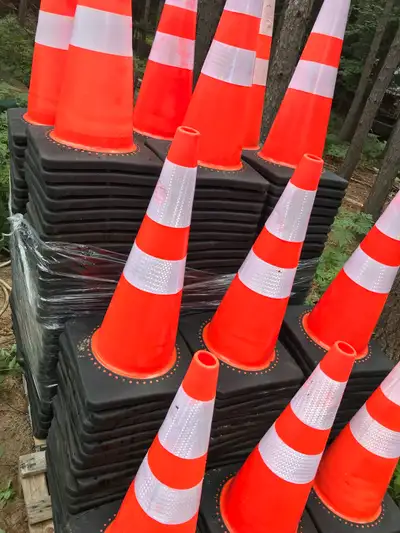 28" Traffic Cones, View more