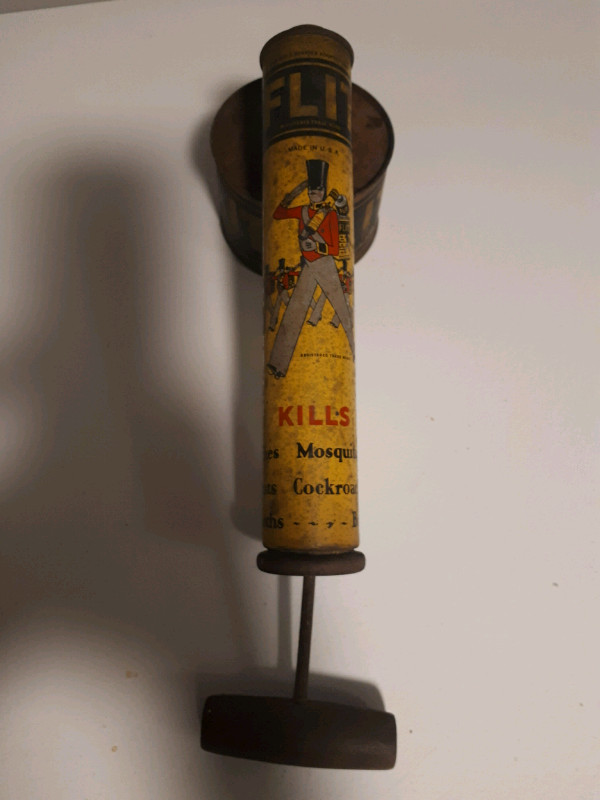 Vintage Flit mosquito sprayer in Arts & Collectibles in Leamington - Image 2