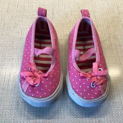 Size 5 Toddler Slip-on Runners Shoes, View more