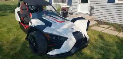 Slingshot for sale in Mattawa in great shape, lots of fun to drive $16500 or best offer