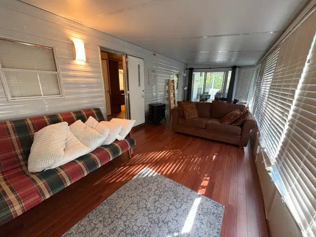 Trailer for sale in Lovesick Park. in Park Models in Peterborough - Image 9
