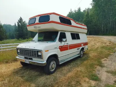 Low mileage fun little camper. Runs on propane, all mechanical specs recently fixed and runs smooth....