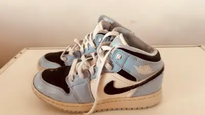 Jordan 1 Mid, View more