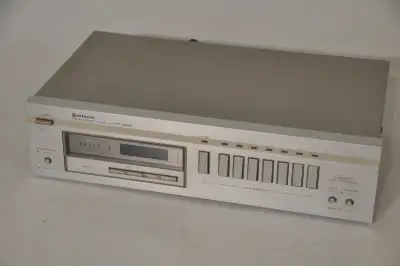 HITACHI FT-5000 Silver-face Tuner - Excellent Sound, View more