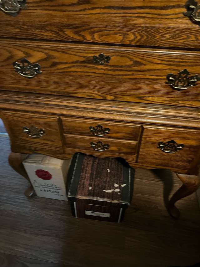 Sklar Peppler Dresser in Dressers & Wardrobes in St. Catharines - Image 2