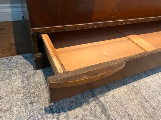 Waterfall Chest Solid Wood63005667532419123