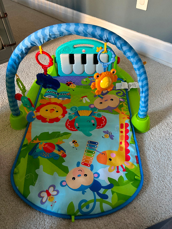 Fisher-Price Baby Gym mat with Kick & Play Piano Learning Toy in Toys in City of Toronto