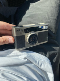 Nikon 35Ti film camera 
