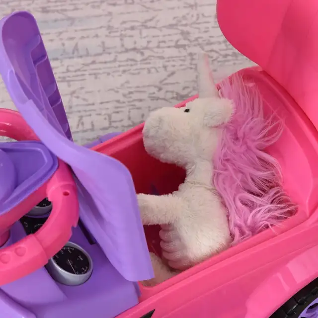 2 In 1 Kid Ride on Push Car Stroller Sliding Ride on Car with H in Strollers, Carriers & Car Seats in Markham / York Region - Image 10