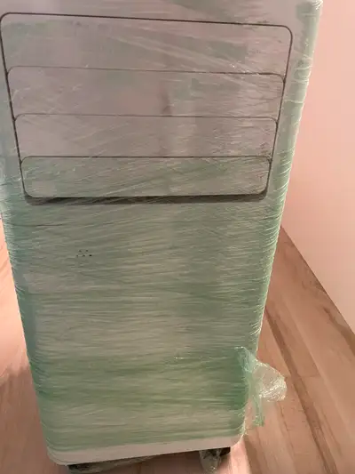 Summer is coming! Get cool with a TCL 8 000 BTU Energy Star Portable Air Conditioner comes with atta...