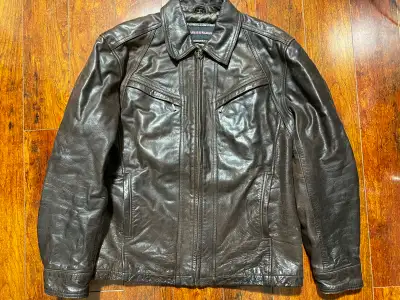 Men's Genuine Leather Jacket, View more