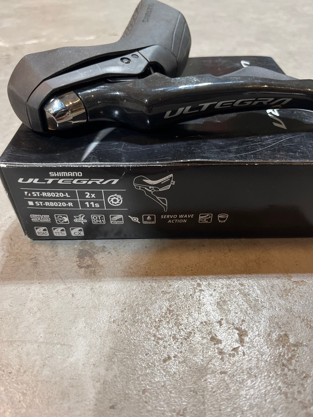 Shimano Ultegra ST-R8020-L shifter - new in Frames & Parts in Calgary - Image 3