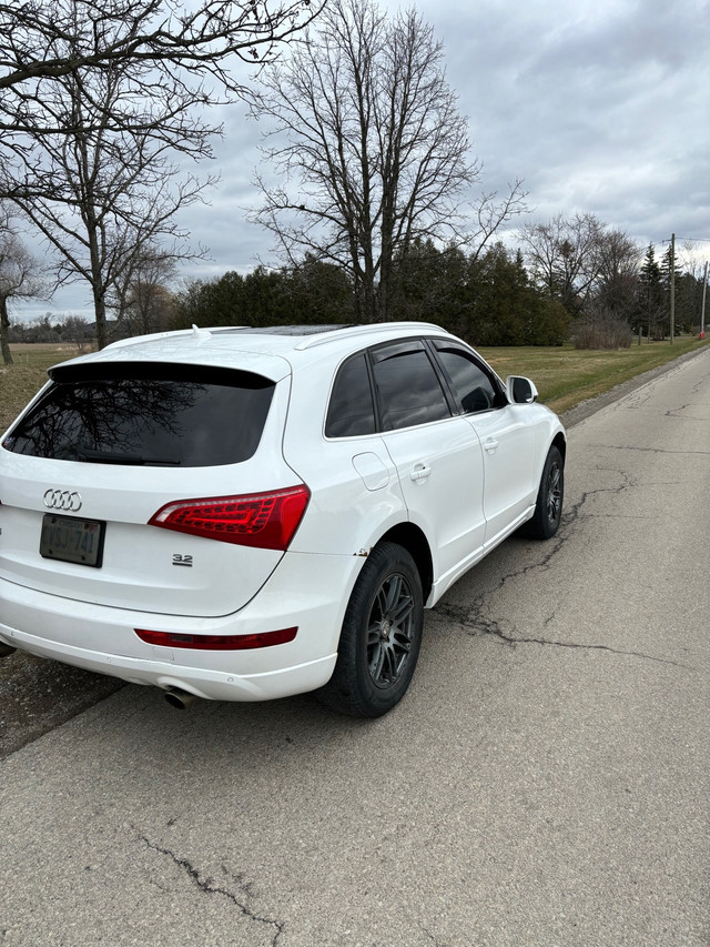 2010 Audi q5 in Cars & Trucks in Hamilton - Image 3