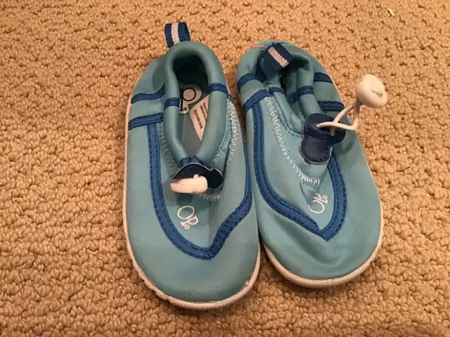 OP BRAND, SIZE 7-8, PULL ON WATER SHOE in Clothing - 3T in Peterborough - Image 2