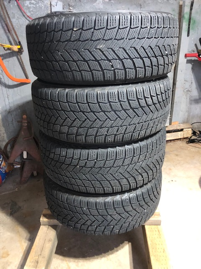 I HAVE 4 MICHELIN WINTER TIRES AND RIMS OFF A 2024 HONDA CIVIC.USED 2 WINTERS AND VERY LOW MILES .TH...
