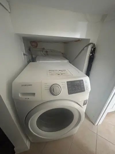 One bedroom basement apartment fully renovated new kitchen with own laundry, back yard, and parking...